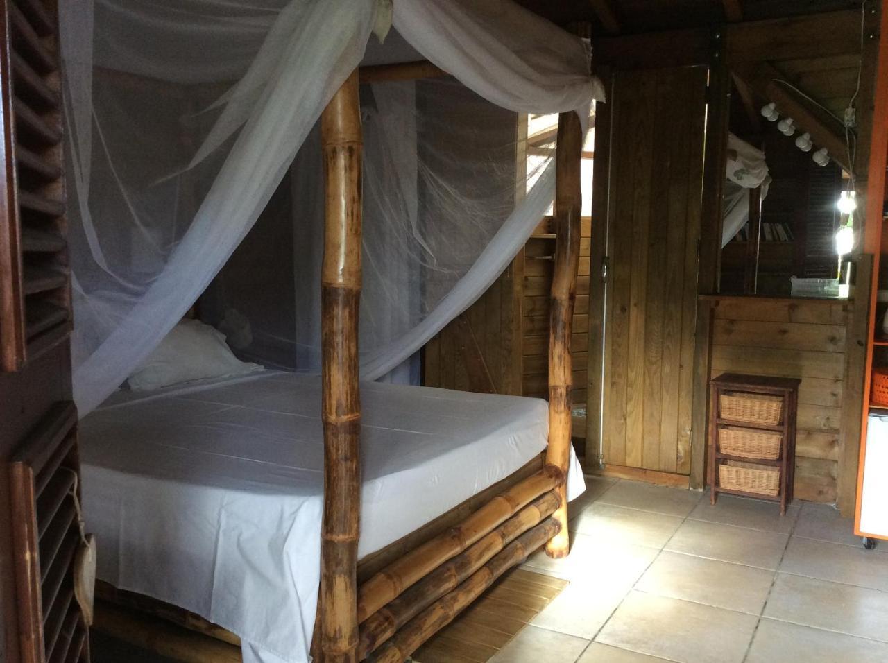 Bed and Breakfast Ali-Nais Location Deshaies Zewnętrze zdjęcie