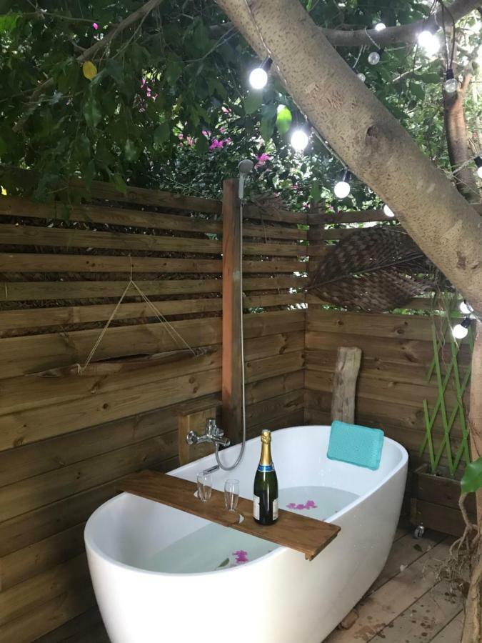 Bed and Breakfast Ali-Nais Location Deshaies Zewnętrze zdjęcie